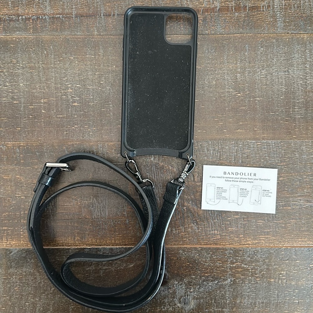 BANDOLIER Leather Hailey Pebble Leather Black Fits iPhone 11 ProMax